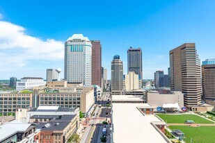 250 High in Columbus, OH - Building Photo