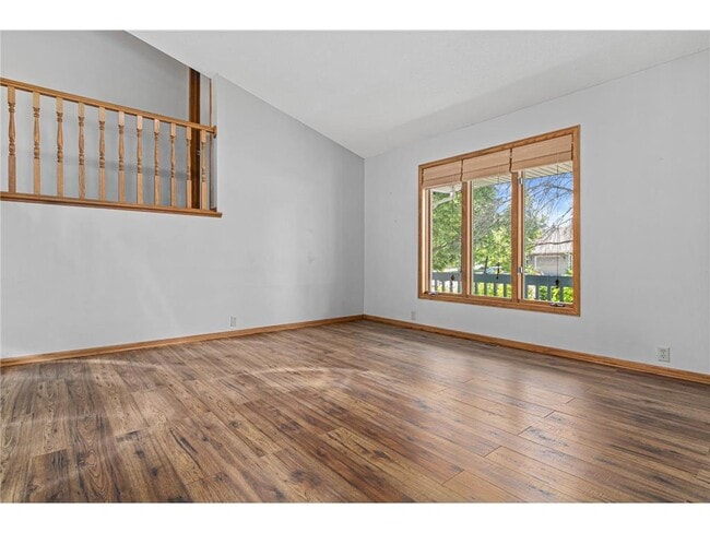 8551 Flamingo Dr in Chanhassen, MN - Building Photo - Building Photo