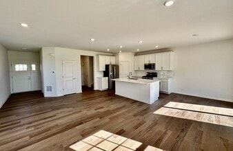 1320 Draper Rd in McHenry, IL - Building Photo - Building Photo
