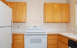 Sunset House Apartments