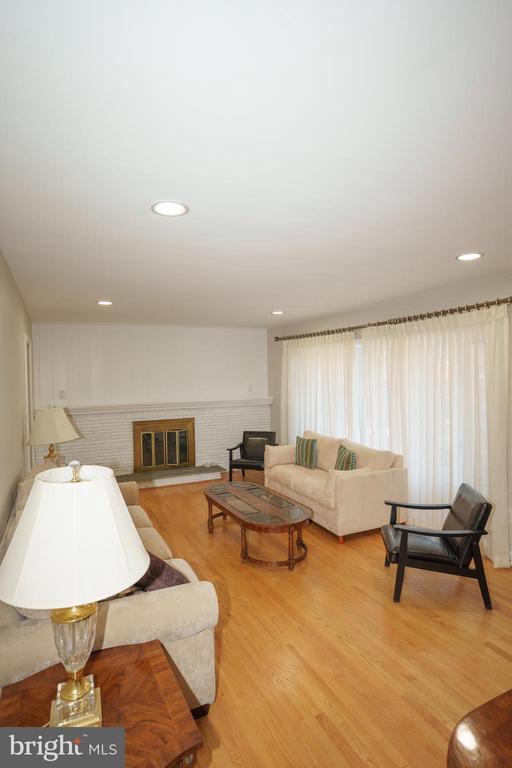 4305 Elmwood Rd in Beltsville, MD - Building Photo - Building Photo