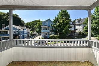 30 Sachem St in Springfield, MA - Foto de edificio - Building Photo