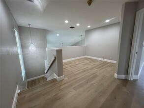 1075 Spyglass in Weston, FL - Building Photo - Building Photo