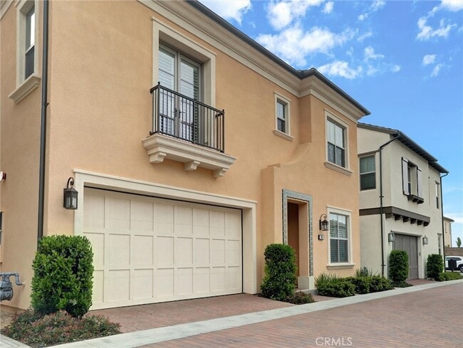 108 Trumpet Flower in Irvine, CA - Building Photo - Building Photo