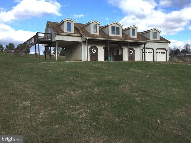 property at 9078 Knoll Run Ln
