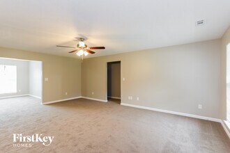 5770 Still Pl in Austell, GA - Building Photo - Building Photo