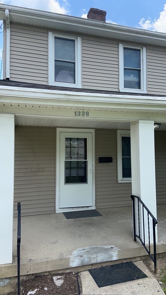 1328 W Fairview Ave in Dayton, OH - Building Photo - Building Photo