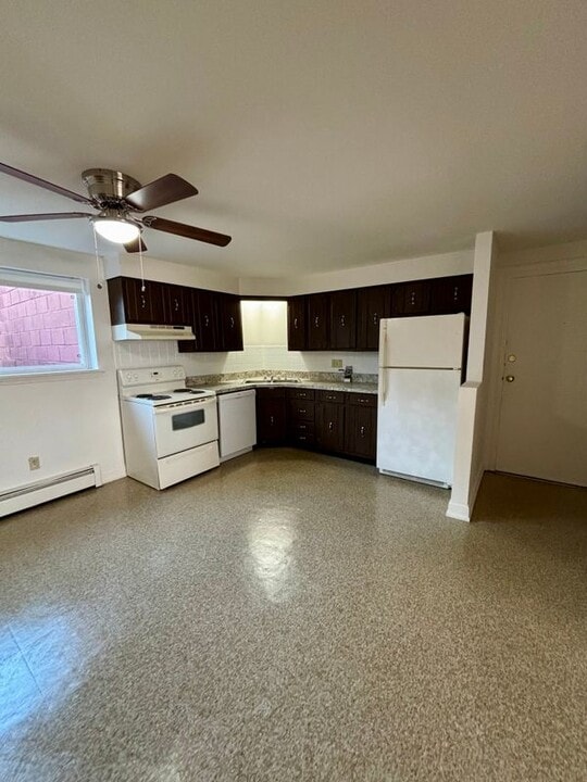 5 Losson Garden Dr in Cheektowaga, NY - Building Photo