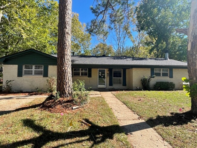 property at 9357 Savanna Dr