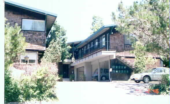 927 E Blithedale Ave in Mill Valley, CA - Building Photo - Building Photo