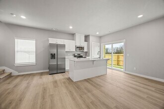 1902 SW Poigai Ct in Bentonville, AR - Building Photo - Building Photo