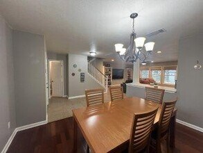 1303 Chalk Ln in Cedar Park, TX - Foto de edificio - Building Photo