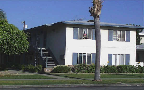 1414 College Ave in Santa Ana, CA - Foto de edificio