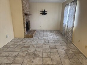 12810 Hymeadow Dr in Austin, TX - Building Photo - Building Photo