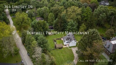 344 Lindsey Dr in Berwyn, PA - Building Photo - Building Photo