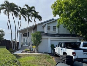 5306 SW 153rd Pl S in Miami, FL - Building Photo - Building Photo