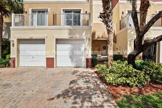 4649 SW 75th Way in Davie, FL - Building Photo - Building Photo