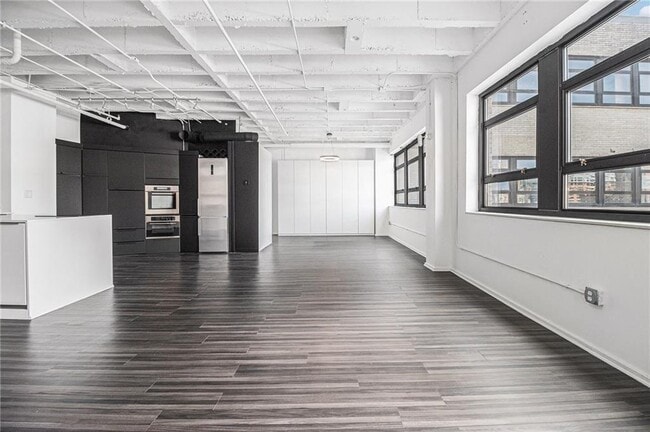 property at 878 Peachtree St NE