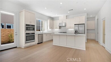 110 Scoville in Irvine, CA - Building Photo - Building Photo