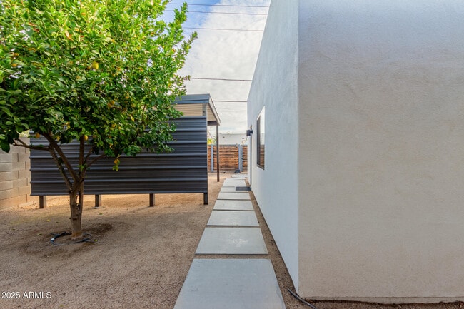 property at 2029 N 9th St