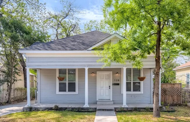 Updated & charming Lavaca home with large 