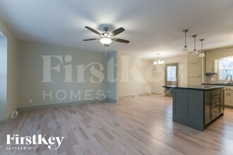 16512 Greenwald Dr in Belton, MO - Building Photo - Building Photo