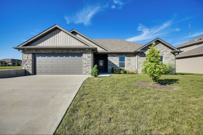 property at 3407 Goldenwood Dr