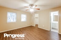 8450 Ariel St photo'