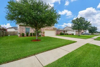 3322 Aegean Dr in Missouri City, TX - Building Photo - Building Photo