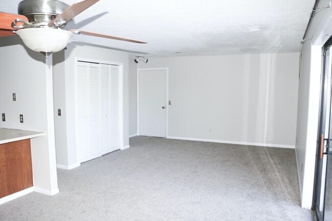 6721 Boca Vista Dr NE, Unit 102 in Rockford, MI - Building Photo - Building Photo