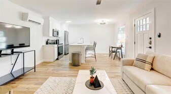 425 N Rosemont Ave in Dallas, TX - Building Photo