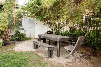 46 Park Ave in Los Angeles, CA - Building Photo - Building Photo