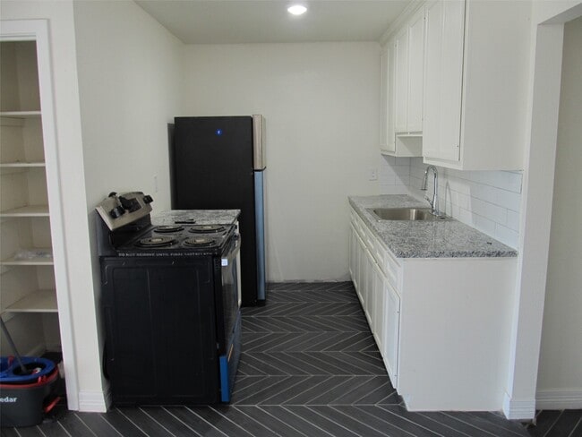 property at 1213 Trimm Ave