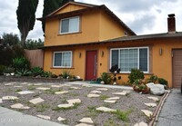 17814 Blackbrush Dr in Santa Clarita, CA - Foto de edificio - Building Photo