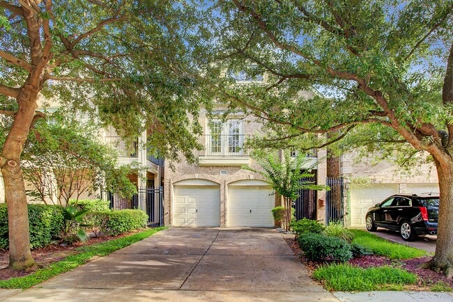property at 5441 Fairdale Ln