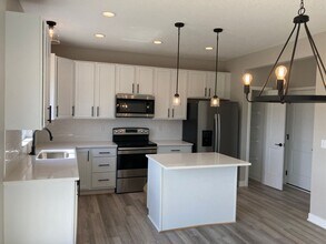 1401 NE Savana Dr in Grimes, IA - Building Photo - Building Photo