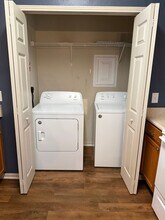 447 W Longleaf Dr in Auburn, AL - Building Photo - Building Photo