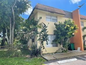 6636 SW 41st St in Davie, FL - Building Photo - Building Photo