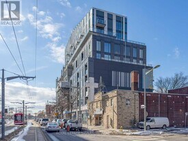 1808 St Clair Ave W in Toronto, ON - Building Photo