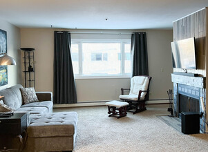 310 E 11th Ave in Anchorage, AK - Building Photo - Building Photo