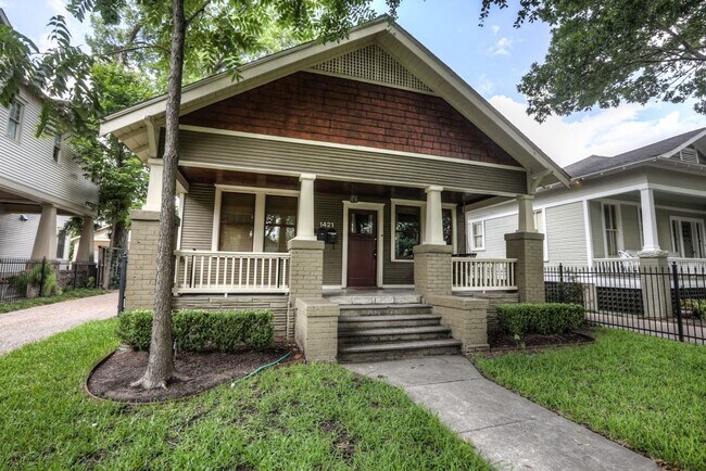 property at 1421 Cortlandt St