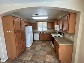 2434 S 83rd Dr in Tolleson, AZ - Building Photo - Building Photo