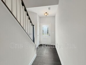 105 Ironsmith Wy in Williamsburg, VA - Foto de edificio - Building Photo