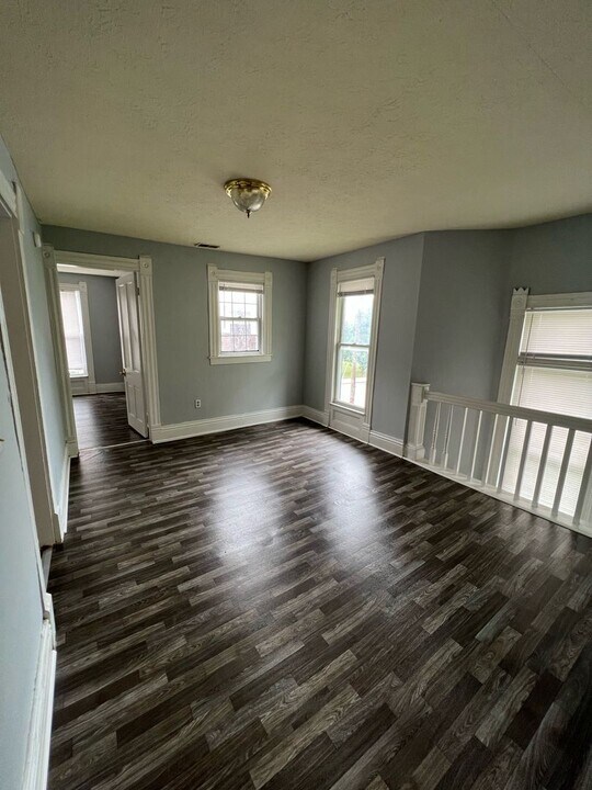 1139 S 28th St in Louisville, KY - Foto de edificio