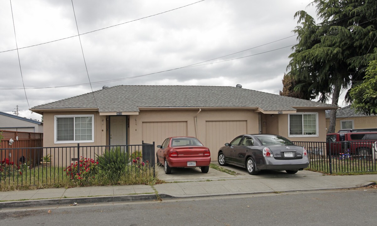 24106-24112 Alice St in Hayward, CA - Building Photo