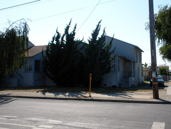 1424,1428 Lincoln Ave in Richmond, CA - Building Photo - Building Photo