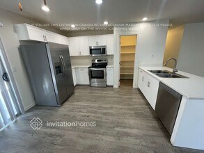 2813 W Hayden Peak Dr in San Tan Valley, AZ - Building Photo - Building Photo