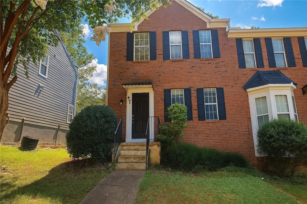 1036 Plantation Way in Kennesaw, GA - Building Photo