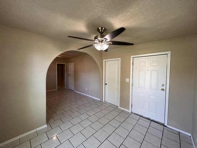 property at 711 La Vega St
