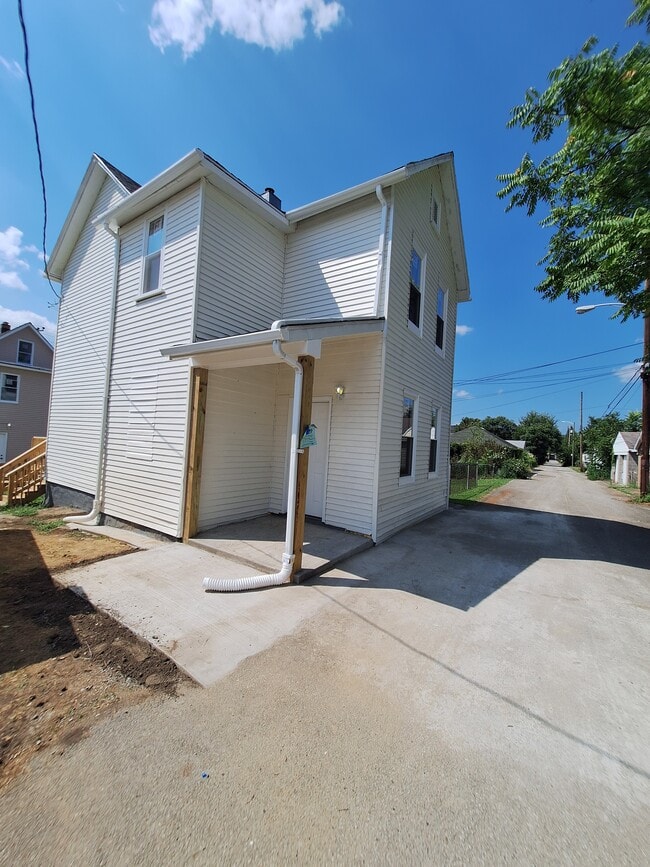 property at 1916 Constitution Blvd